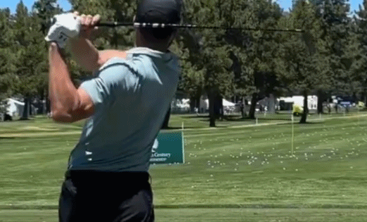 百家乐打法-勇士官方晒库里动态：球场上和练习场上的反复练习，库里已抵达太浩湖