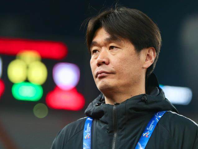 百家乐玩法-李霄鹏任沧州雄狮主帅 重回昔日缔造黑马奇迹之地